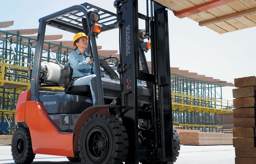 Learning What Forklifts To Use In Your Business
